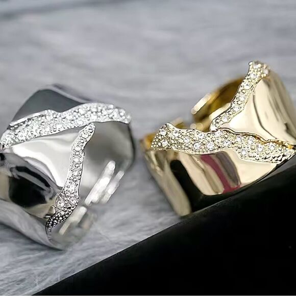 New Gold Crystal Cuff Bracelet Elegant Bangle Clamp Solanales STYLE N01 - Picture 3 of 7